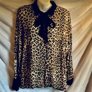 Like New ZARA Animal Print Blouse. Size XL.